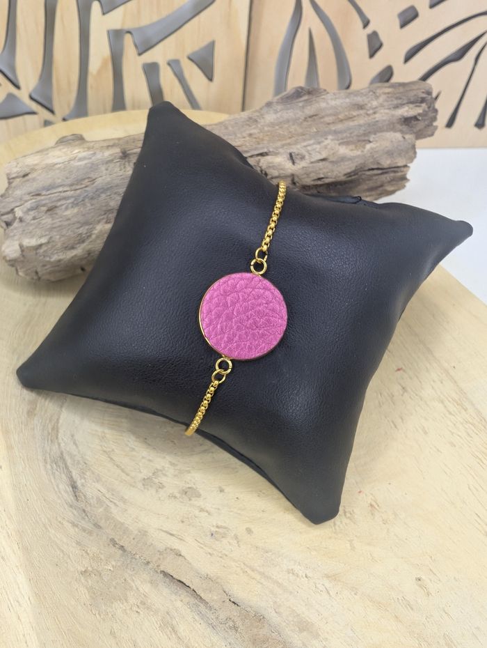 Bracelet en cuir et acier inoxydable