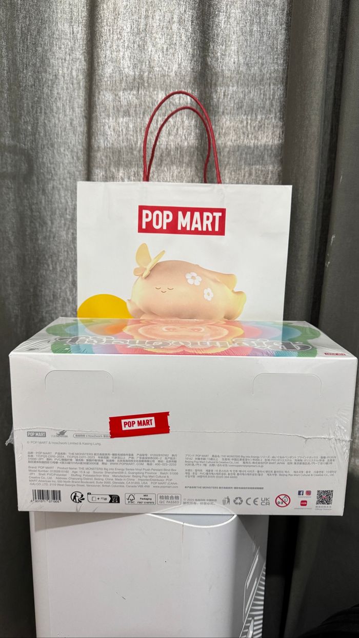 Labubu Popmart Big into Energy set complet scellé - photo numéro 2