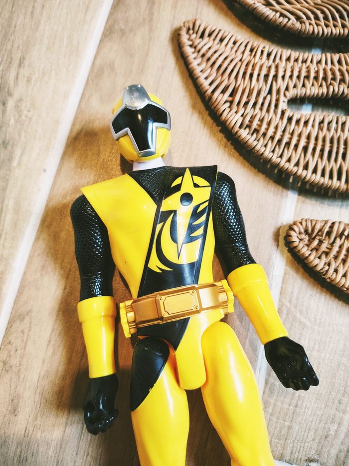 🙅 Power rangers ninja steel grande figurine du ranger jaune marque Bandai - photo numéro 2