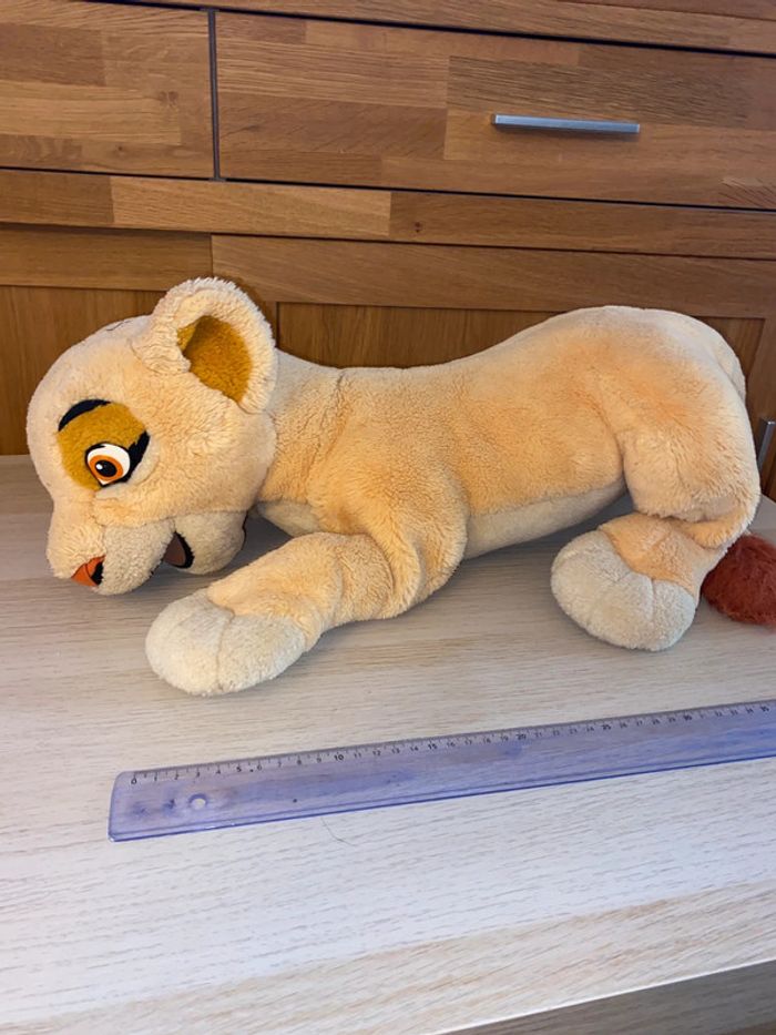 Grande peluche Kiara roi lion honneur tribu range pyjama Disney