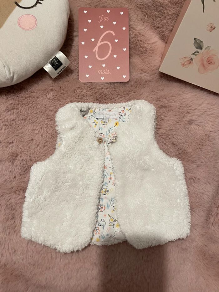 Gilet blanc moumoute 6m