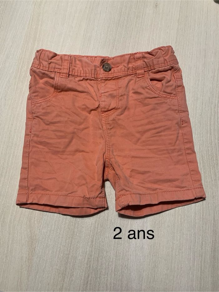 Short 2 ans