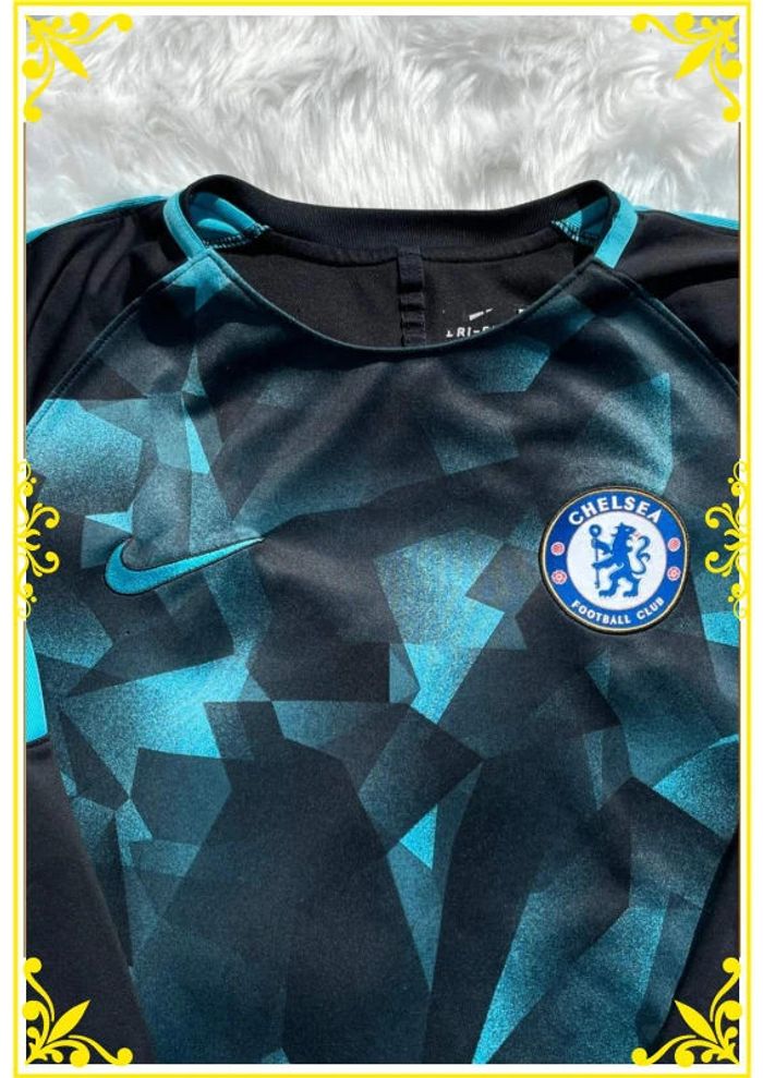 Nike Chelsea Saison 2017-2018 - photo numéro 3