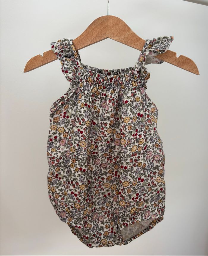 Barboteuse fleurie + bandeau - photo numéro 2