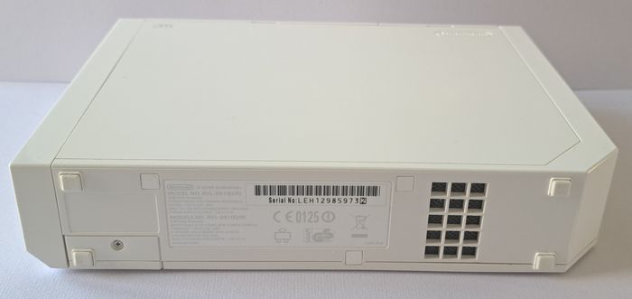 Console seule Nintendo Wii PAL fonctionnelle mais bruit lecteur (9732) - photo numéro 4