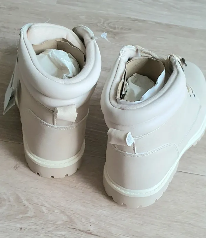 Bottines beiges taille 34 neuves - photo numéro 6