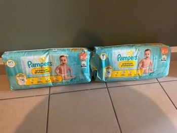 Couche Pampers taille 3