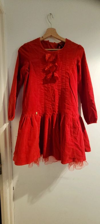 Superbe robe Catimini en velours rouge doublée tulle taille 12 ans
