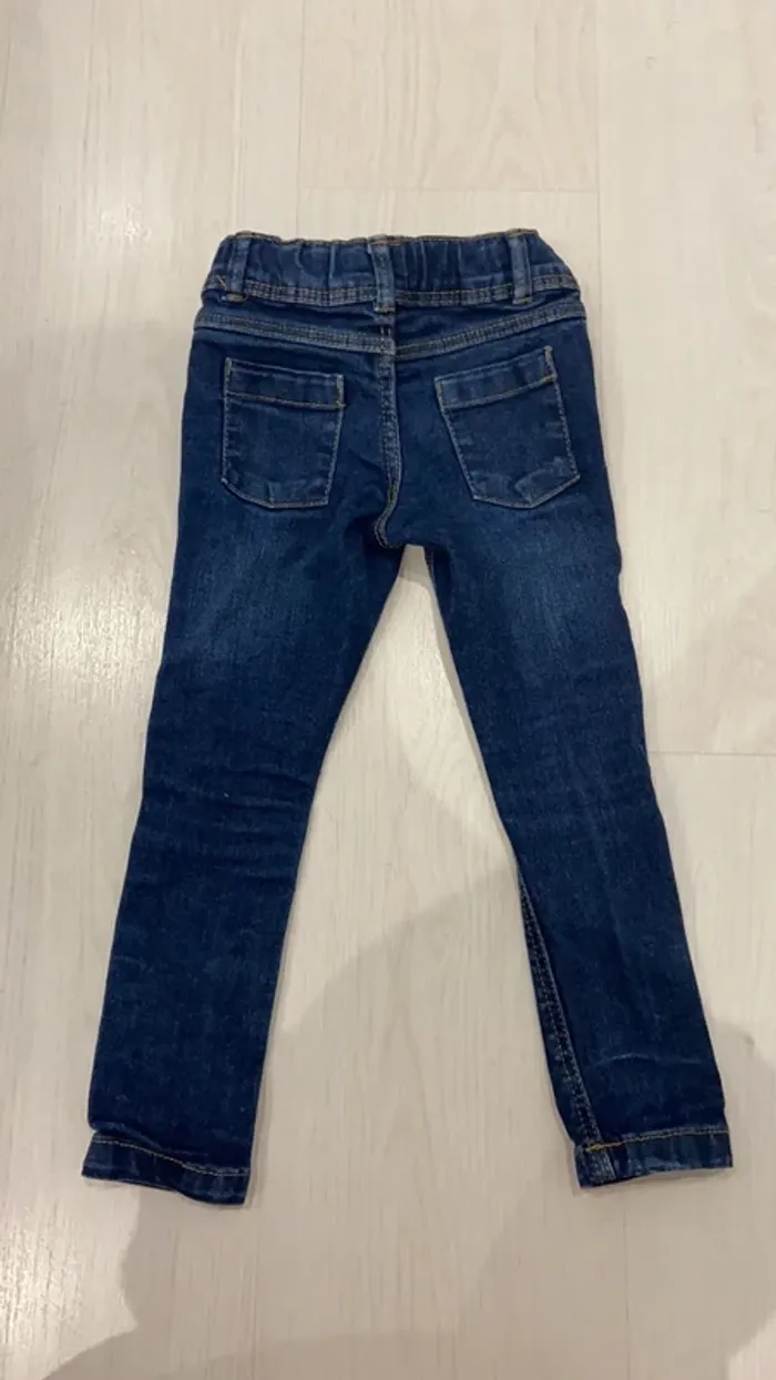 Jean taille 4 ans - photo numéro 3