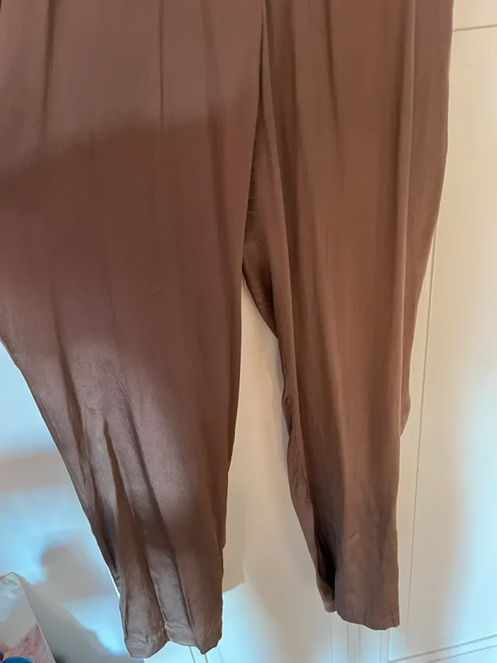 Combinaison satinée marron - photo numéro 4