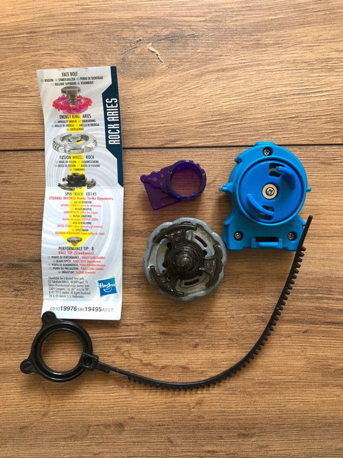 Hasbro métal fusion Beyblade Rock Aries ED145B - photo numéro 2