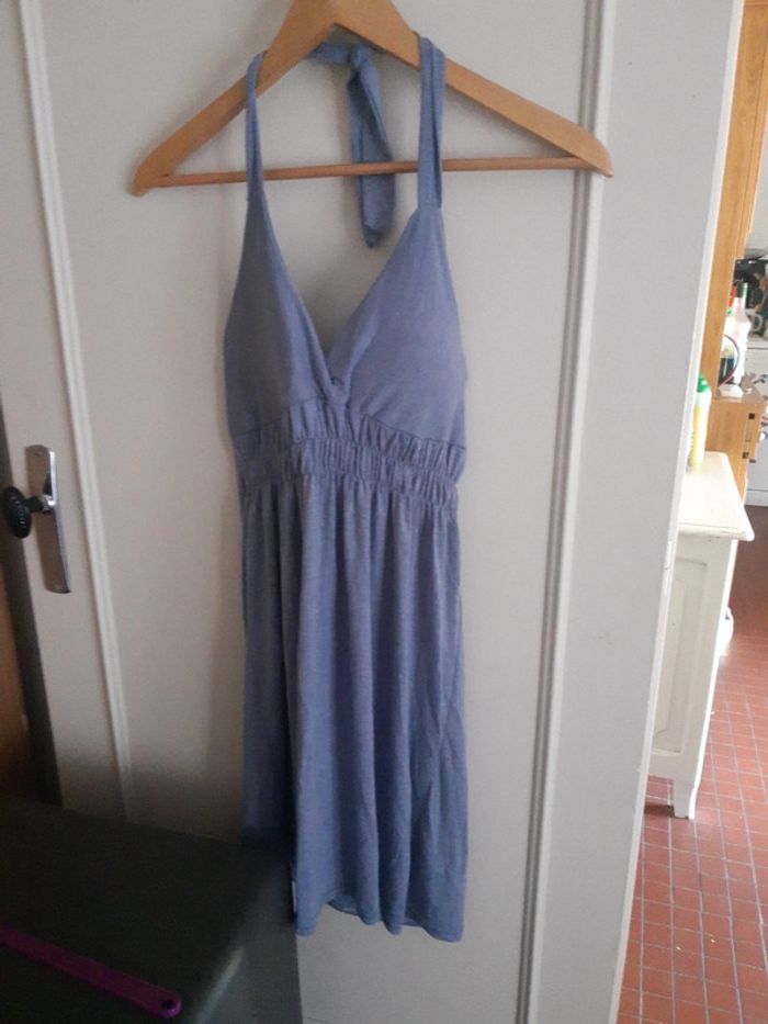 Robe dos nu