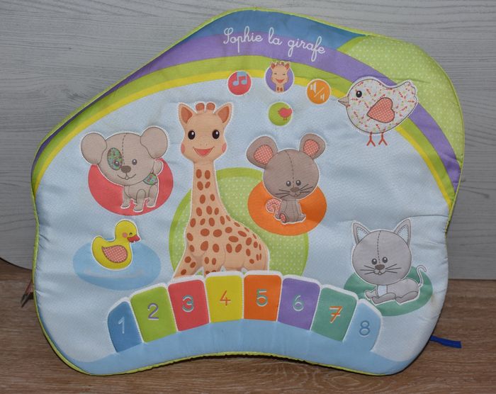 Piano Sophie la girafe