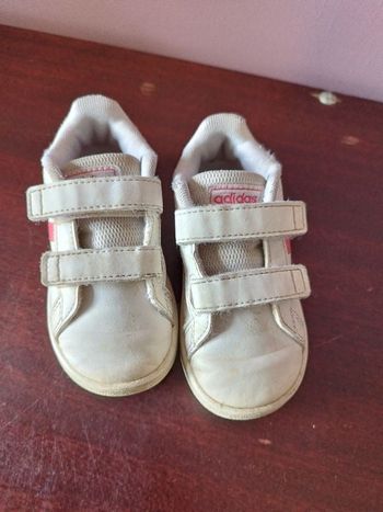 Basket adidas fille pointure 22