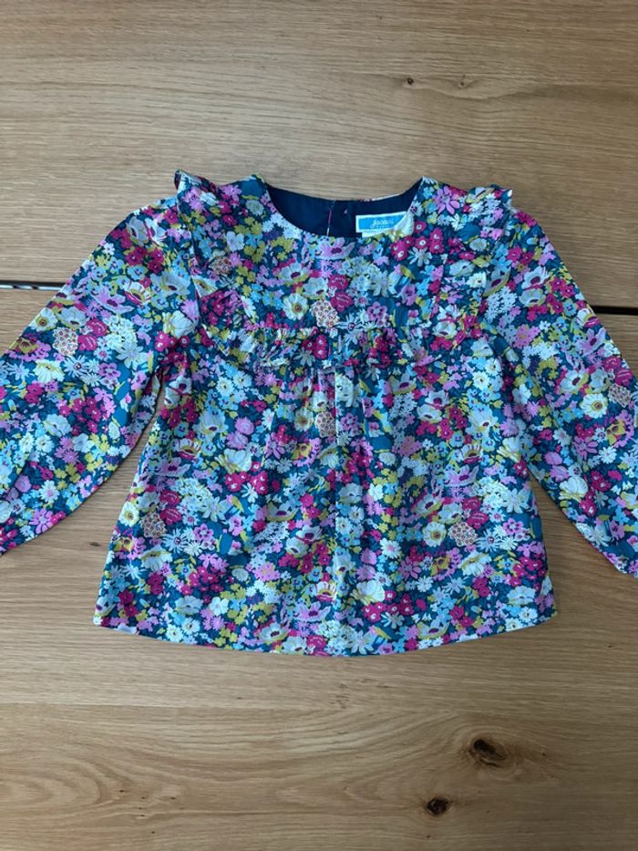 Blouse ML tissu liberty Thorpe, tons rose fushia/bleu/blanc/vert - Taille 3 Ans - photo numéro 3