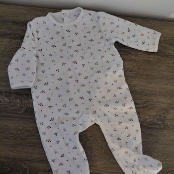Kiabi - pyjama blanc petites fleurs 6 mois