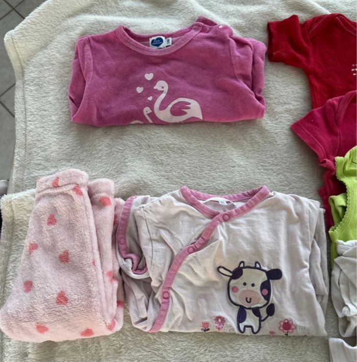 Lot fille 12 mois - photo numéro 3