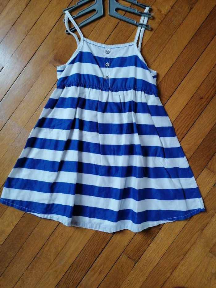 robe 4 ans