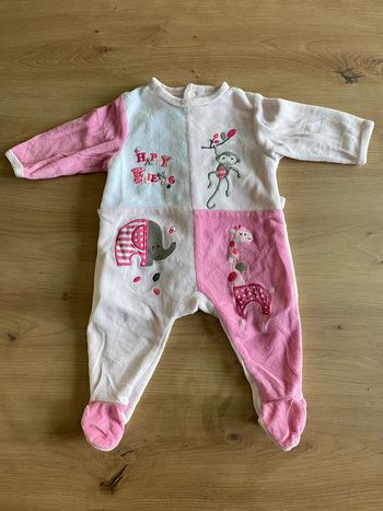 Pyjama rose avec animaux