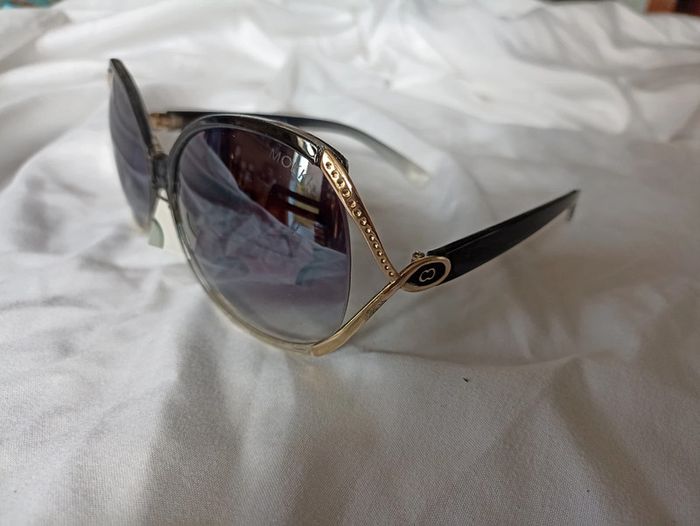 Lunettes de soleil femme - photo numéro 2