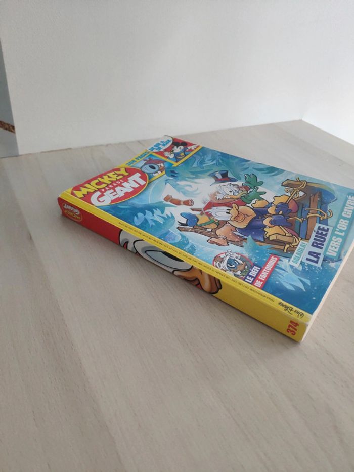 Livre bd Mickey parade géant 374 défi fantomius - photo numéro 2