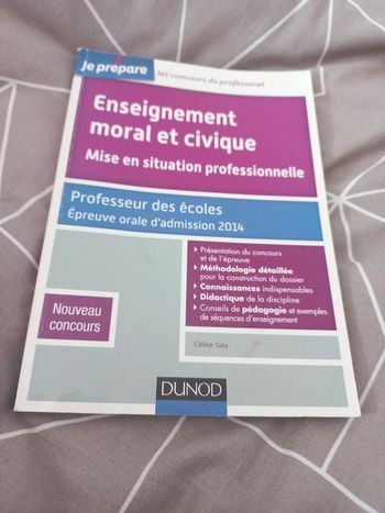 Manuel de préparation au crpe Enseignement moral et civique
