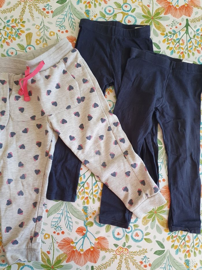 Lot jogging 3ans - photo numéro 2