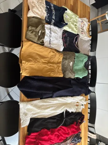 Lot femme taille 40 cache-cache