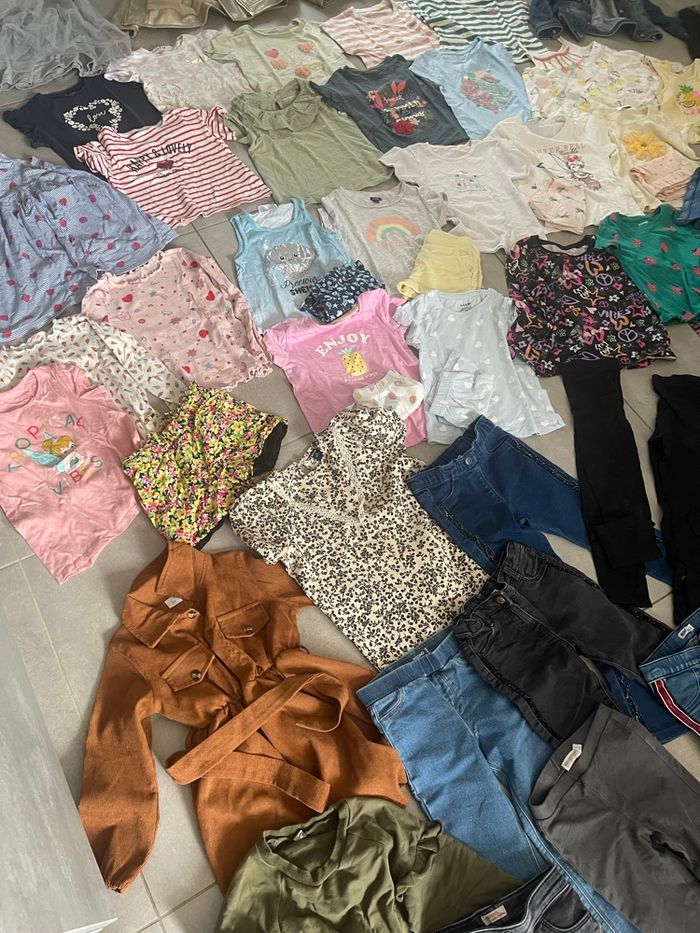 Lot 52 vêtement 5ans - photo numéro 7