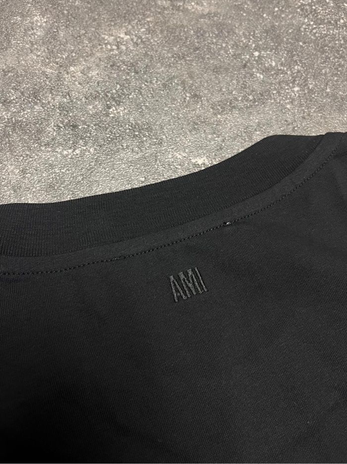 T-shirt noir manches longues ami de cœur en coton. - photo numéro 4