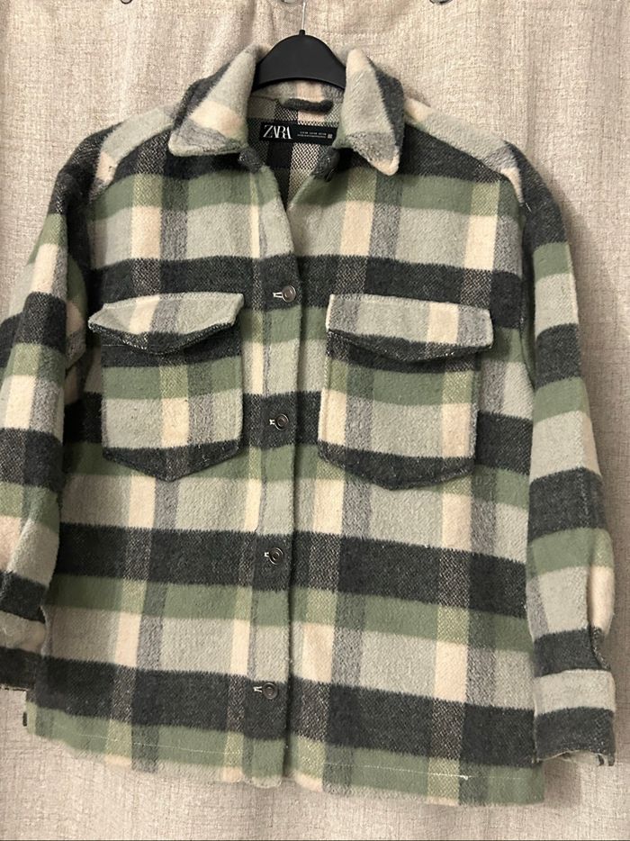 Veste sur chemise à carreaux Zara - photo numéro 8