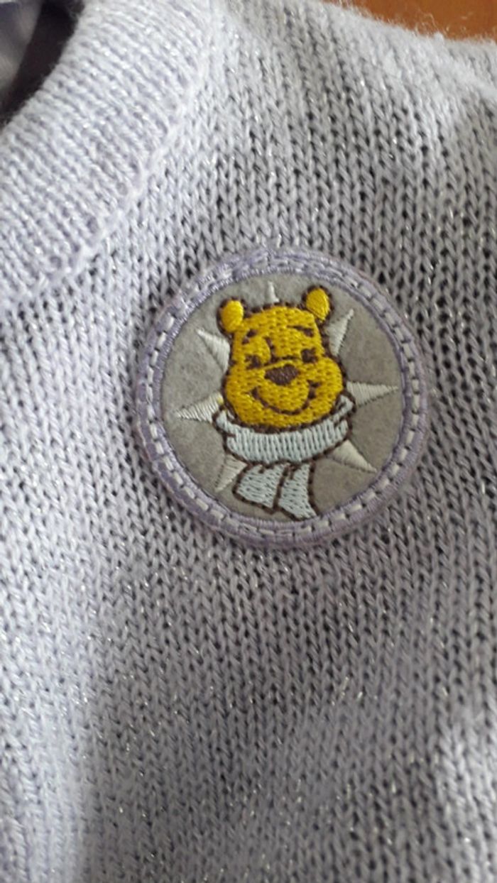 Lot robe Disney 9 mois - photo numéro 4