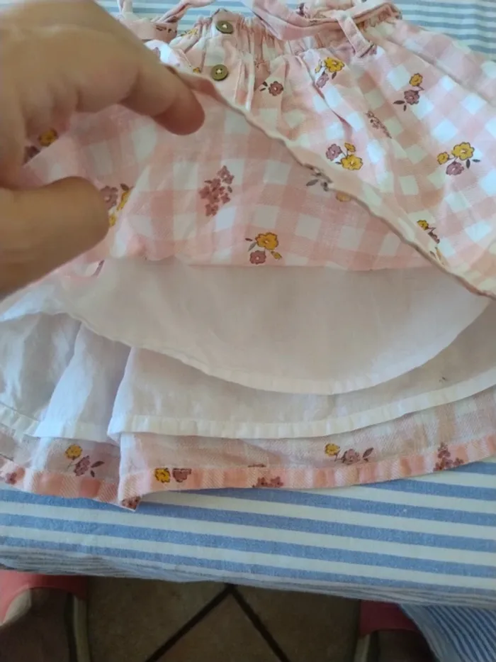 Très belle jupe doublée en coton et lin - photo numéro 4