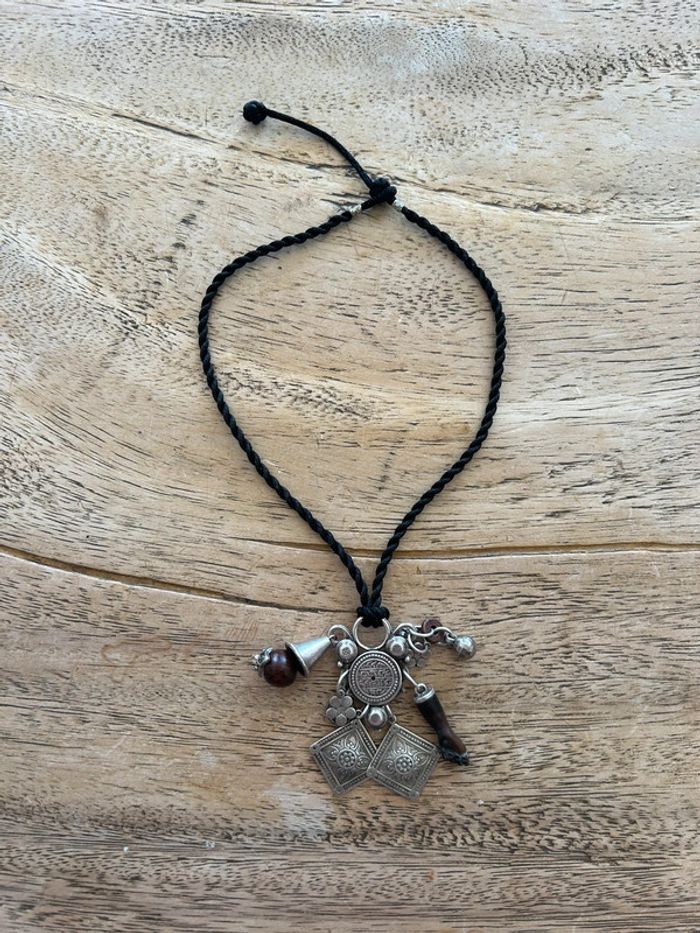 Tour de cou réminiscence