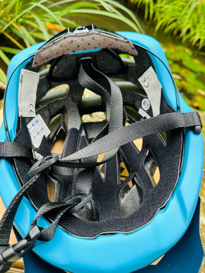 Casque neuf modèle SeriAll taille S/M - photo numéro 8
