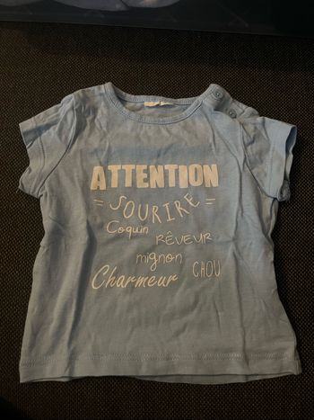 T-shirt bleu 1 mois