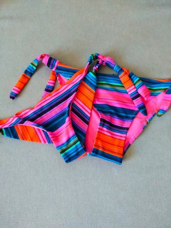 Bas de maillot rayés multicolores – Bikki Beach – Tailles XS et S - 2 exemplaires