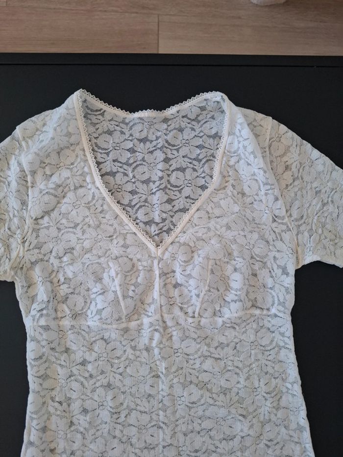 Tee-shirt dentelle - photo numéro 2