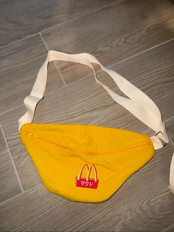 Sacoche banane McDo