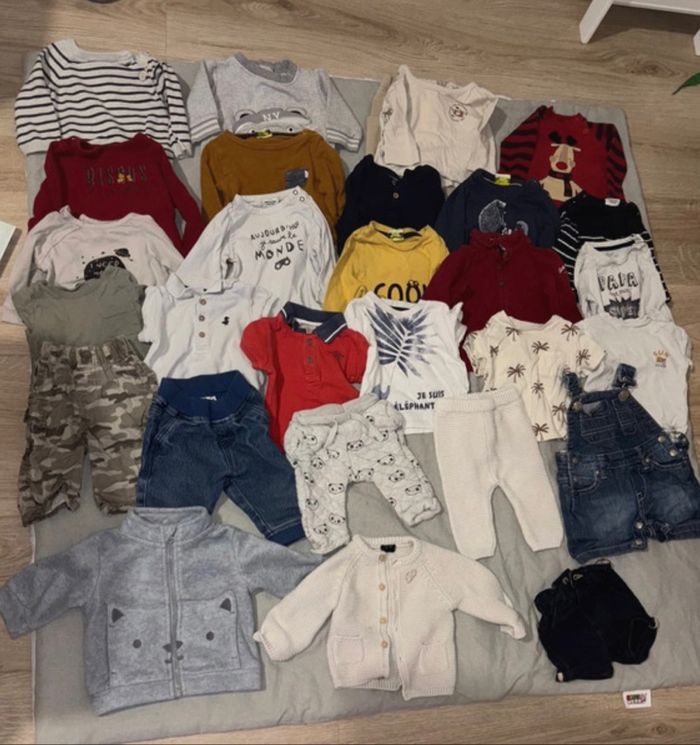Lot 32 Vêtements 3 mois