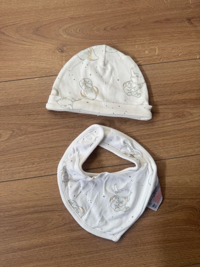 Bonnet et bavoir Dumbo