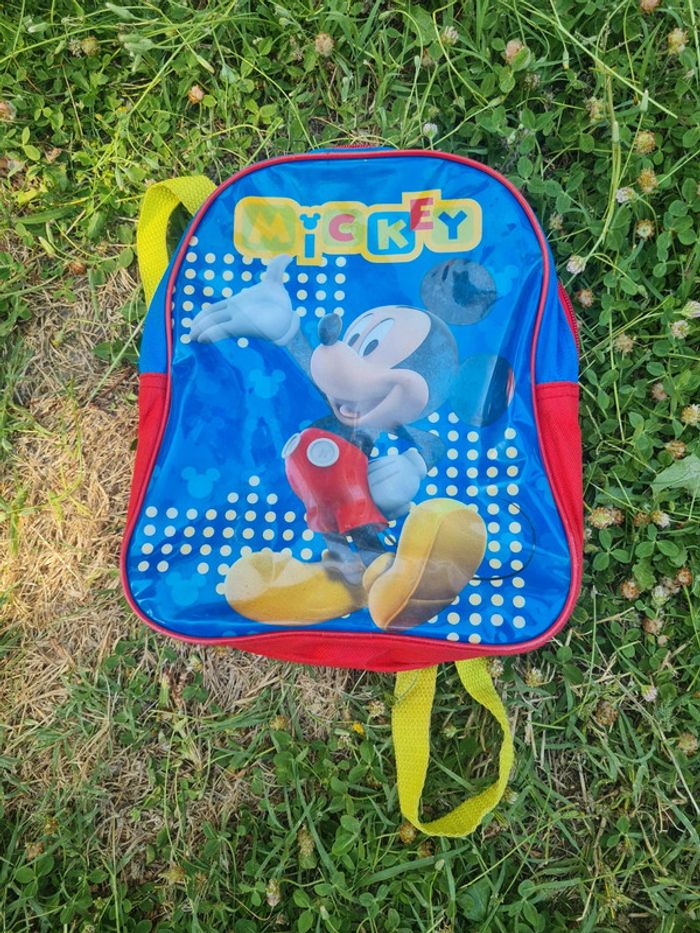 Sac a dos mickey  / maternelle / 1er age