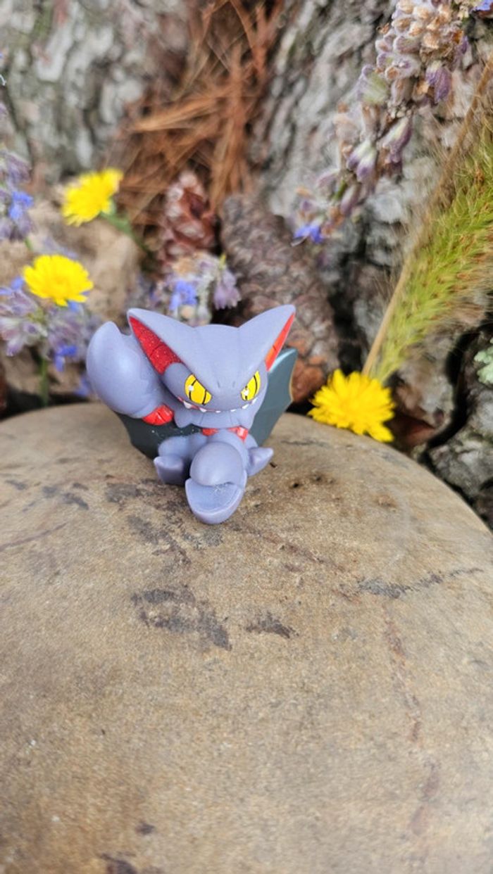 Super figurine Pokemon Nintendo finger puppet Scorvol