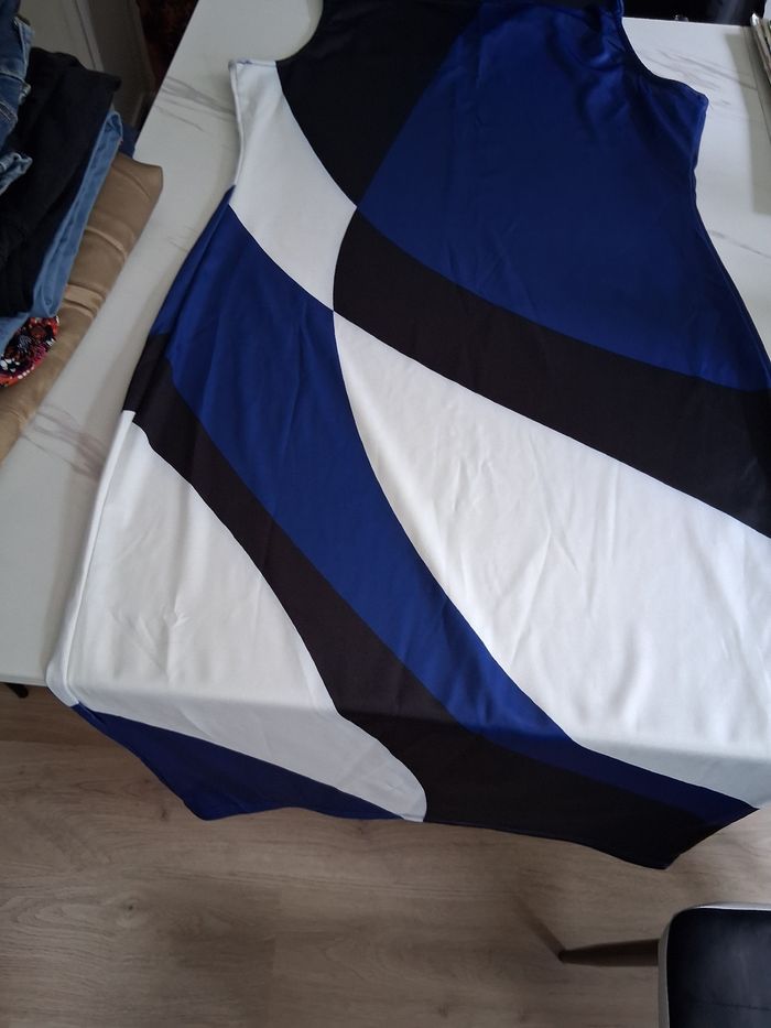 Robe droite moulante multicolore " t- XL" - photo numéro 3