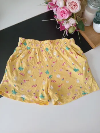 Short d'été a motifs Taille 8 ans🌿💝