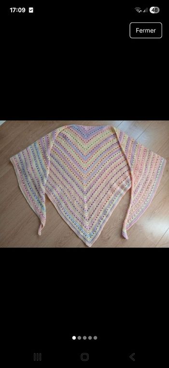 Châle fait main au crochet
