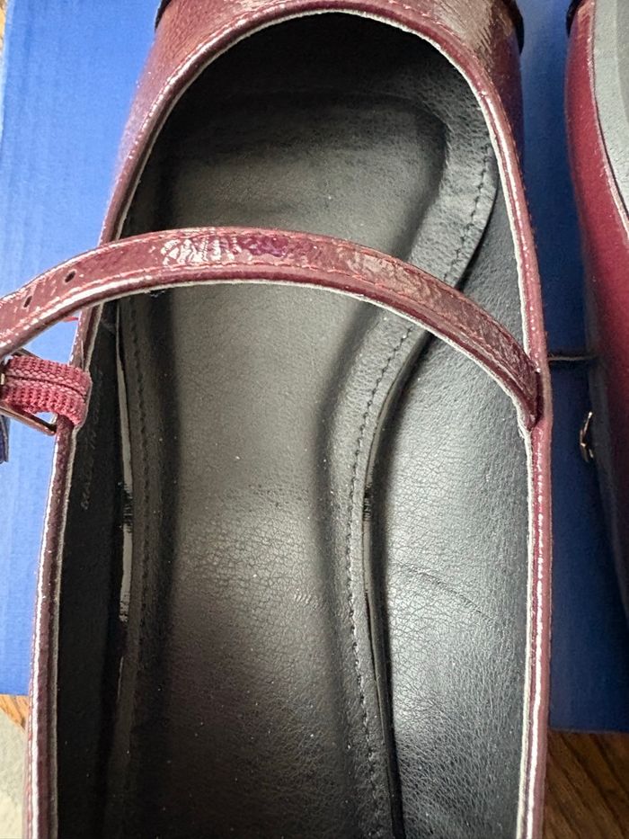 Babies neuve jamais porté - photo numéro 3