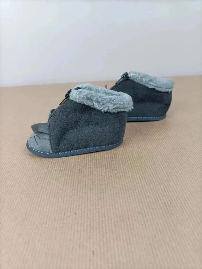 chaussons garçon 16 NEUF - photo numéro 5