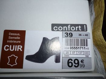 superbes boots taille 39 - NEUF