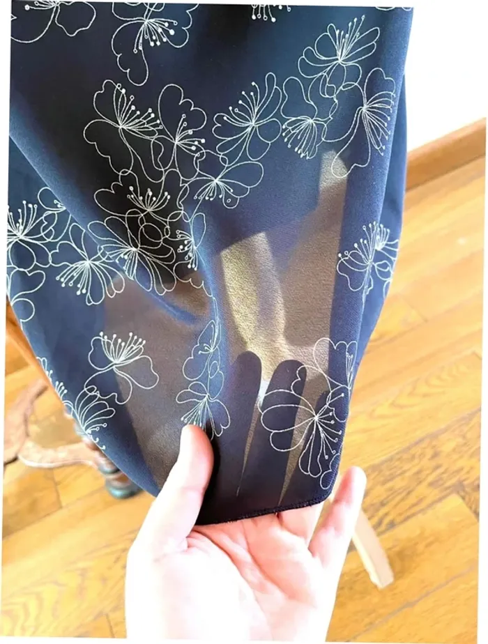 Sublime jupe fluide noir à léger motif fleur neuve H&M - photo numéro 8